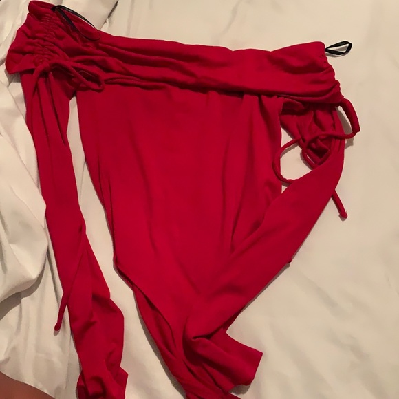 Off the shoulder body suit - Picture 1 of 2